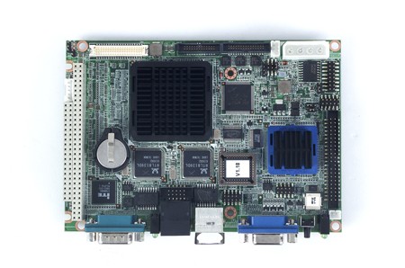 Процессорная плата формата 3.5" с AMD LX800 500МГц, VGA, TTL, 4xCOM, 2xLAN, 4xUSB, ADVANTECH PCM-93