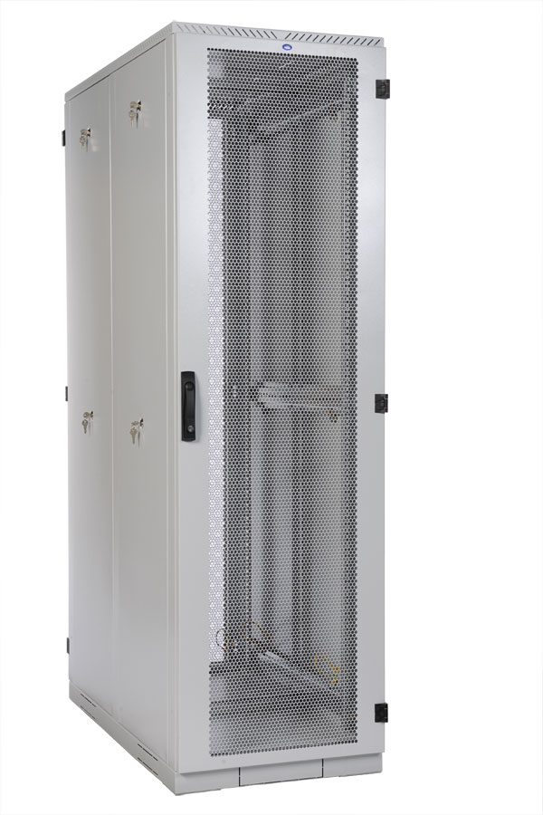Шкаф серверный напольный 45U (600 × 1200) дверь перфорированная 2 шт. ЦМО